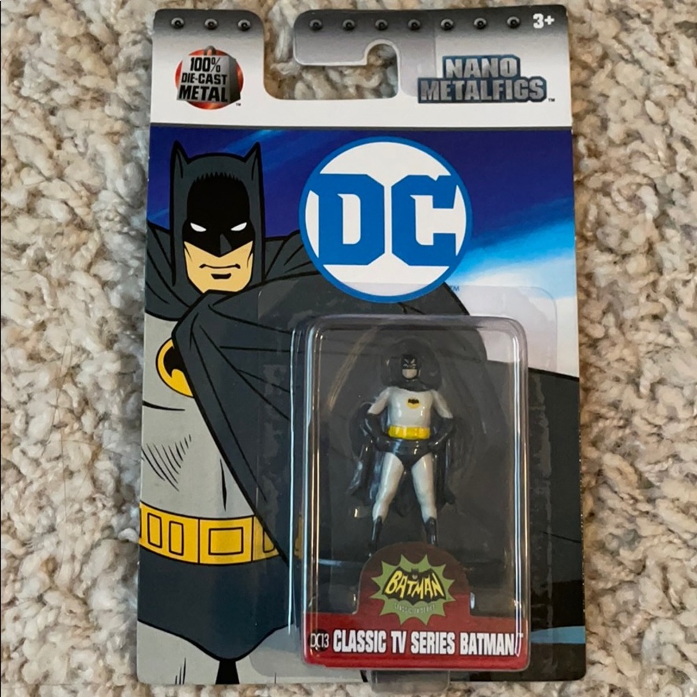 DC13 BATMAN NANO METALFIGS DIE CAST FIGURE JUSTICE